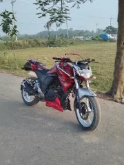 YAMAHA FZS FI V2